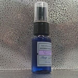 Bath & Body Works Aromatherapy Sleep Lavender Vanilla Body Essence 1 oz